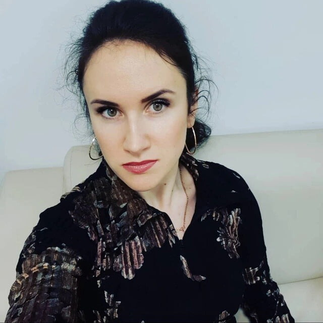 Анна Самсонова